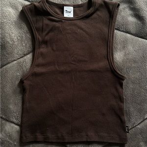 Aritzia TNA Fargo Tank (rich mocha brown 2XS)